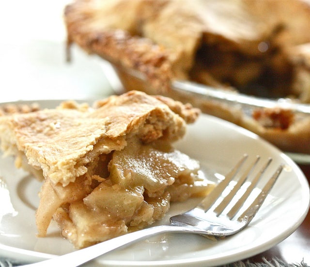 Gluten Free Caramel Apple Pie