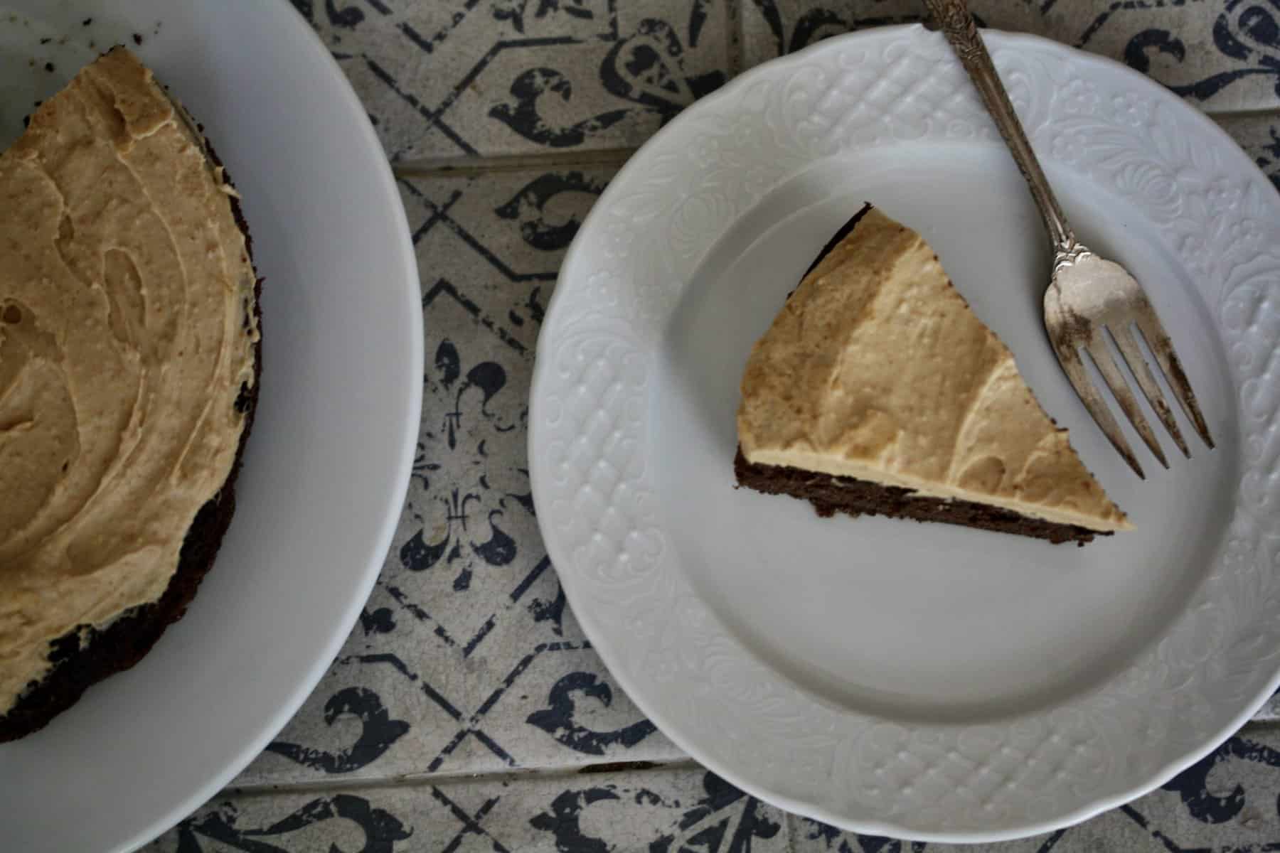 {Gluten-Free} Chocolate Cake with Peanut Butter Frosting