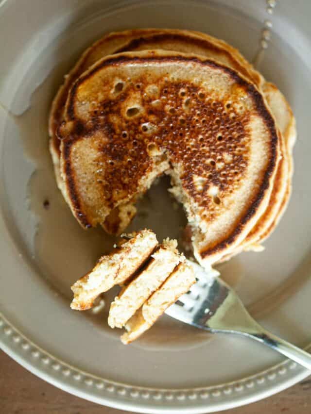 Yummy Oat Flour Pancakes