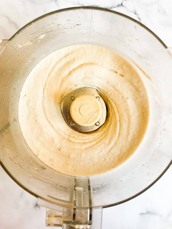 The bananas are fully blended to creaminess in the food processor.