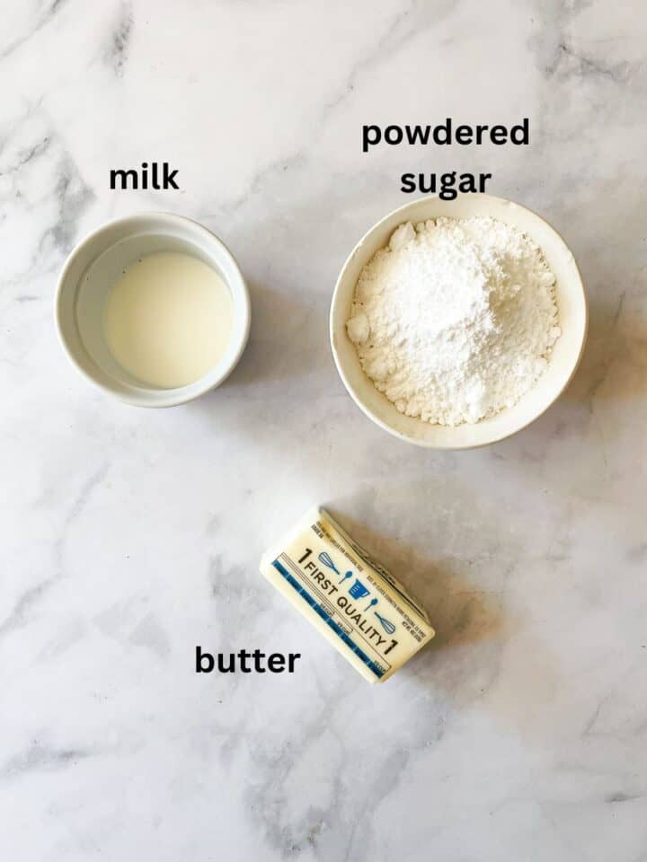 Icing ingredients are labeled.