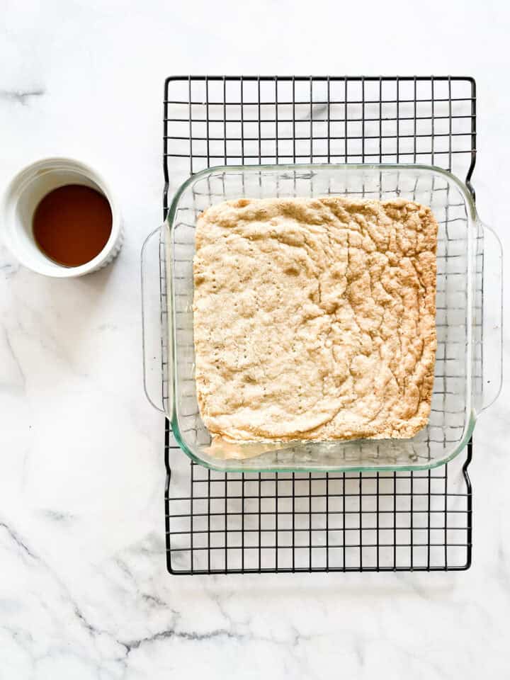 Baked maple shortbread cools in the pan.