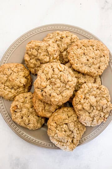 A small plate of oatmeal walnut cookies.