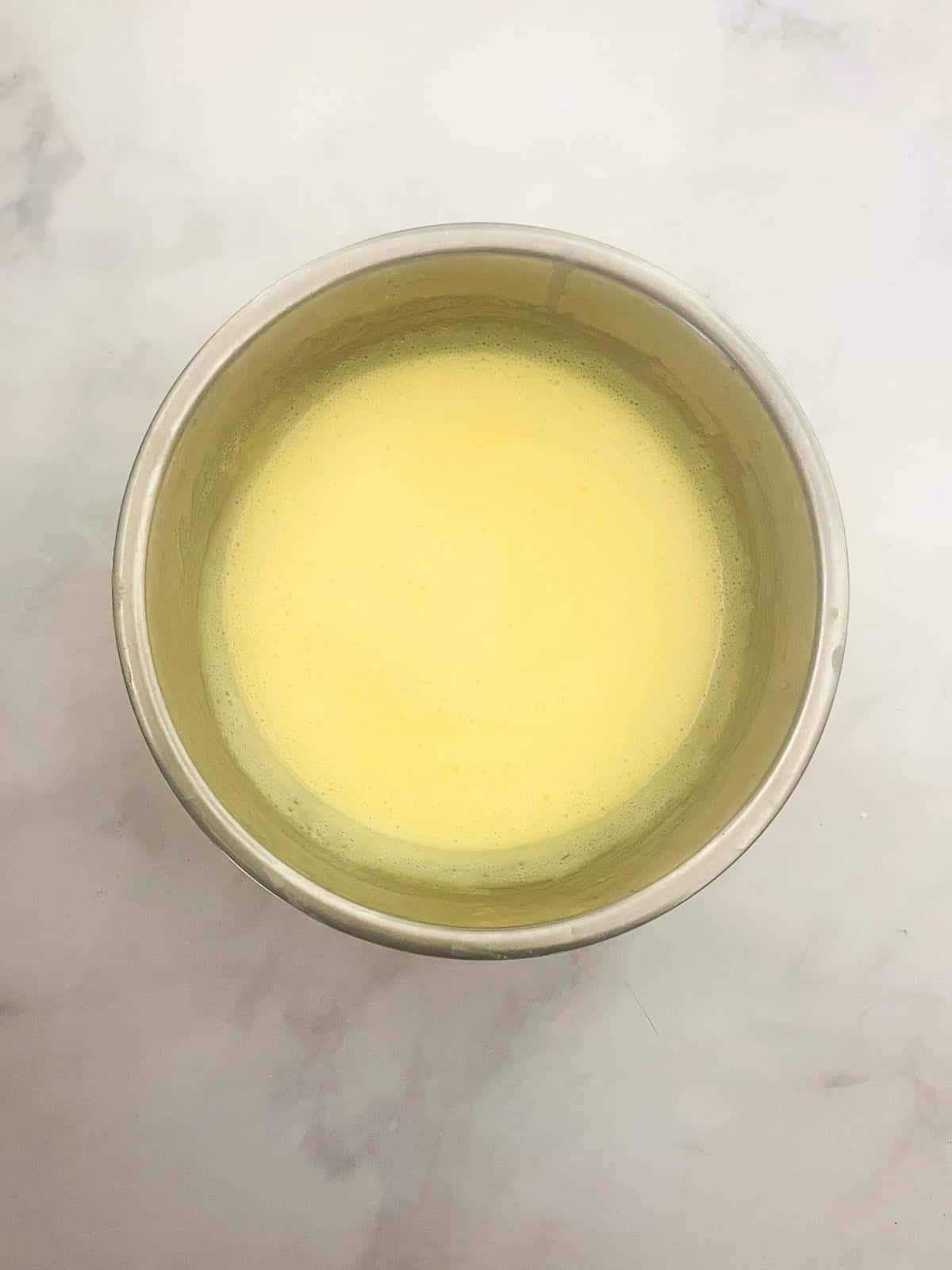 Silky smooth and wonderfully rich gluten free chocolate pudding comes together easily to make a celebration-worthy dessert. Egg yolks and cream mixed together.