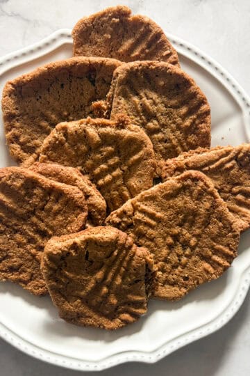 A plate of flourless almond butter cookies.