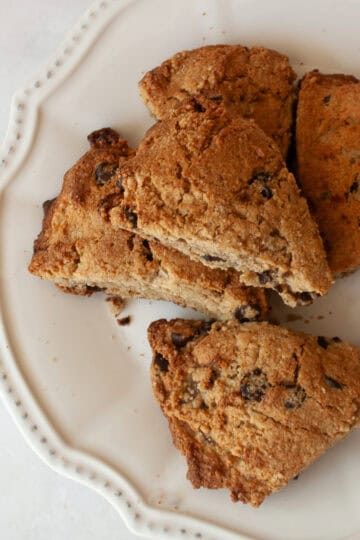 A lightly browned plate of banana scones.
